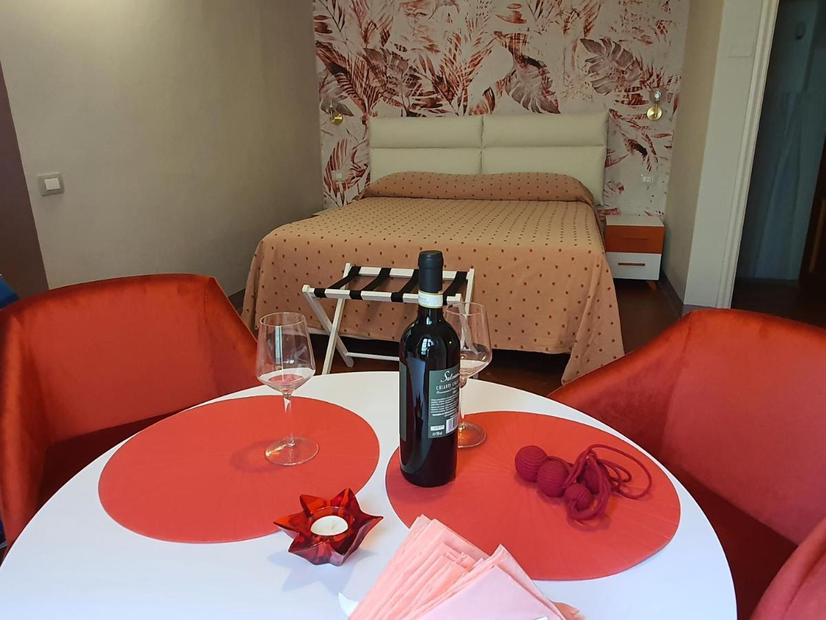 Rf Duomo Suites Флоренция Екстериор снимка